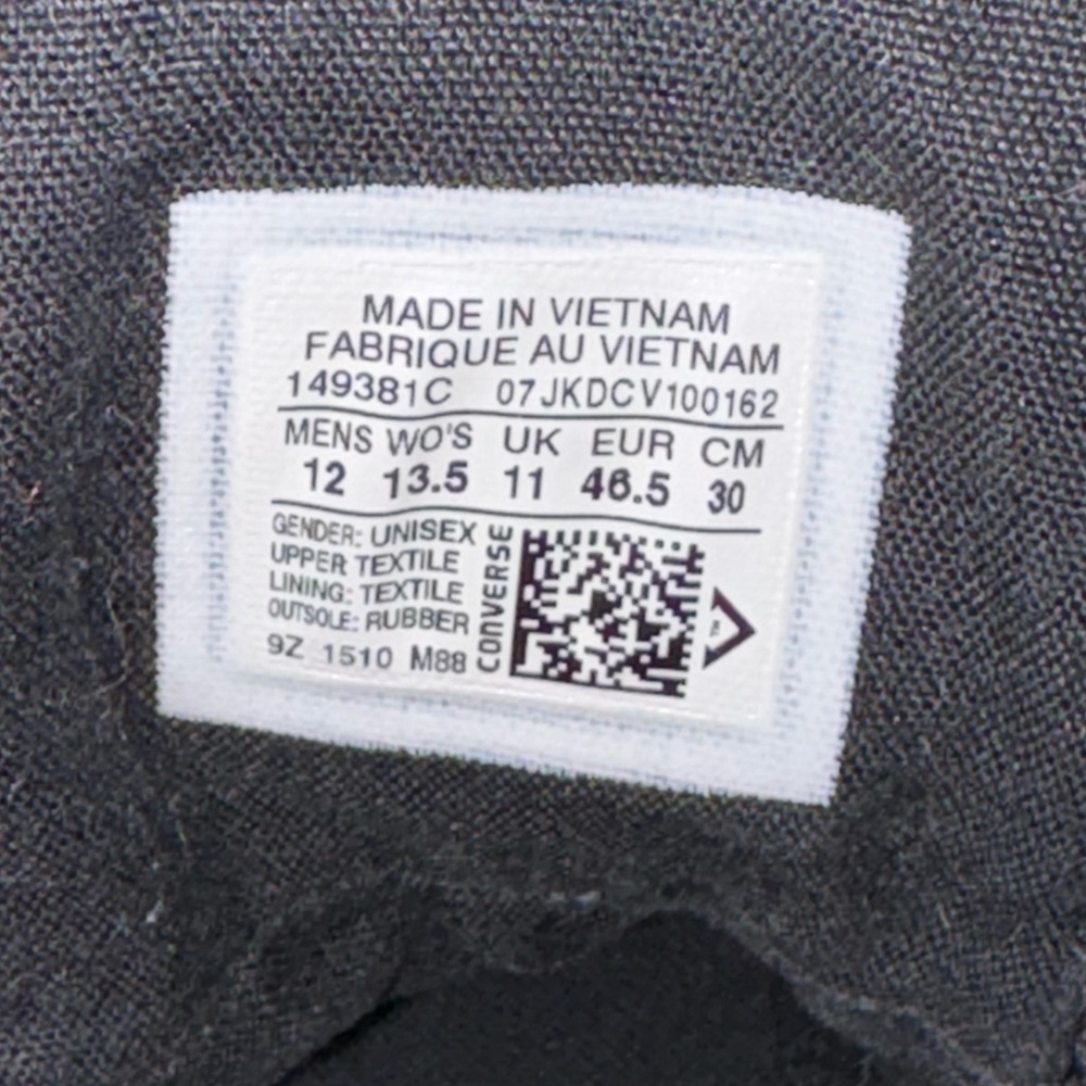 Men’s Converse Shoes - Picture 4 of 6